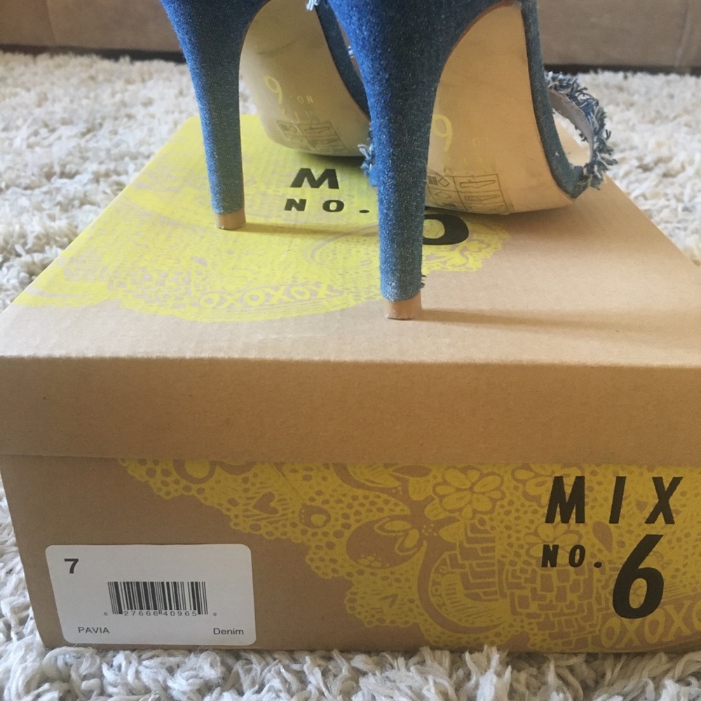 Shoes - Picture 6 of 6